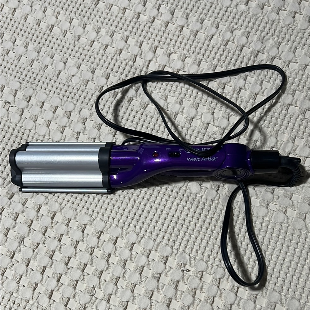 Like New Bed Head TIGI Wave Artist